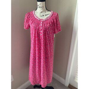 NWT Secret Treasures Pink Floral Nightgown - Size Medium